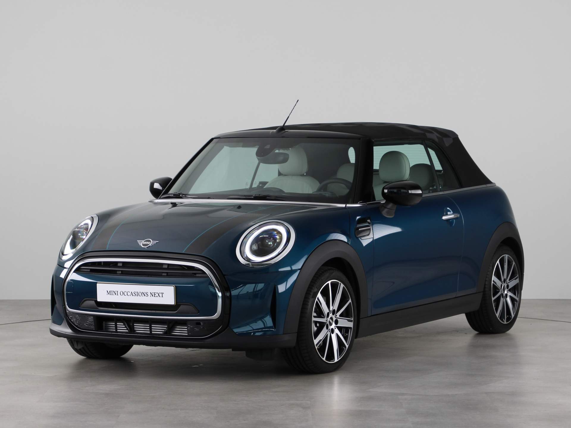 MINI Cabrio